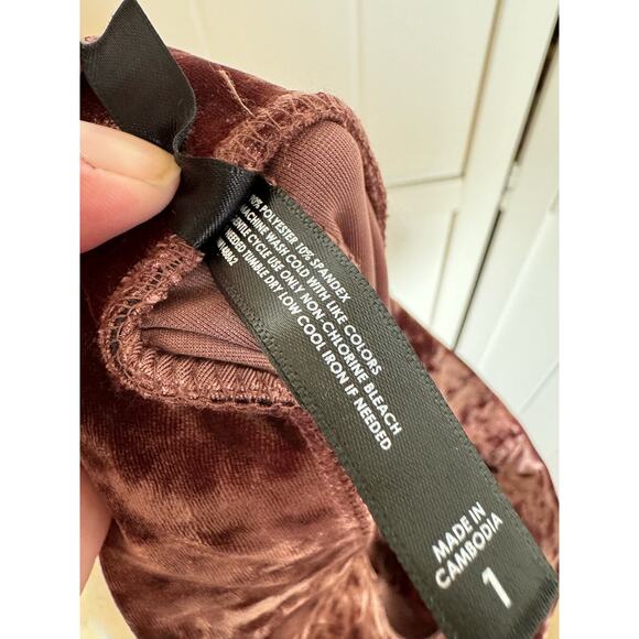 Torrid Womens Pants Sz 1 1X 14 16 Full Length Crushed Velvet Pocket Flare Brown - Picture 7 of 7